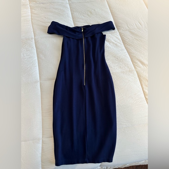 Koom Service Off the Shoulder Dress - Picture 5 of 7